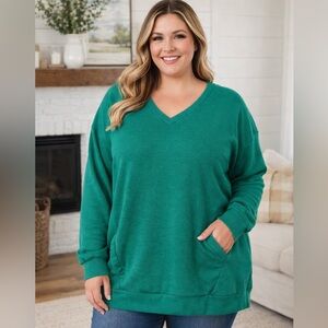 Zenana Outfitters Emerald Green V-Neck Sweatshirt with Pockets size 3x